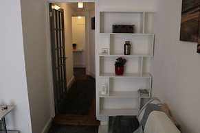 Luxury Victorian Garden Apartment