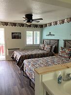 Horseshoe Riverside Lodge