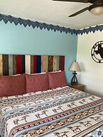 Horseshoe Riverside Lodge