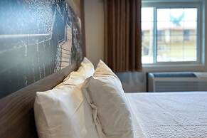 Hyland Inn Near Legoland