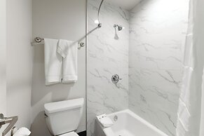 Hyland Inn Near Legoland