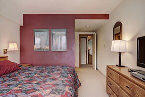 2092 The Pines