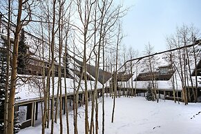 2092 The Pines
