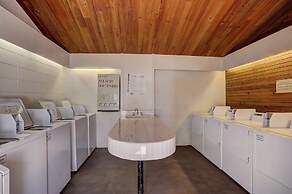 2092 The Pines
