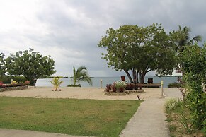 Landers Bay Resort & Spa Fiji - Adults Only