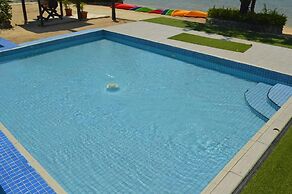 Landers Bay Resort & Spa Fiji - Adults Only