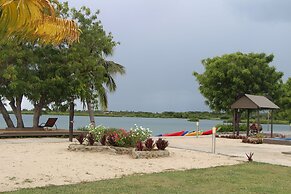 Landers Bay Resort & Spa Fiji - Adults Only