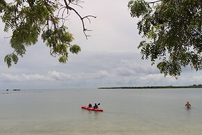 Landers Bay Resort & Spa Fiji - Adults Only