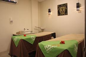 Landers Bay Resort & Spa Fiji - Adults Only