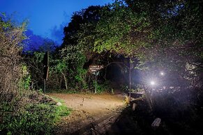 Leopard Nest - Glamping in Yala