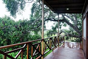 Leopard Nest - Glamping in Yala