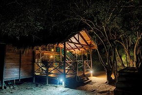 Leopard Nest - Glamping in Yala