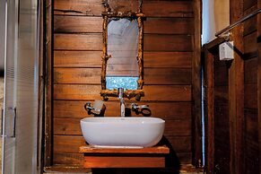 Leopard Nest - Glamping in Yala