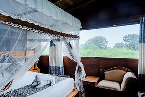Leopard Nest - Glamping in Yala