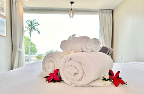 Combo Beach Hotel Samui