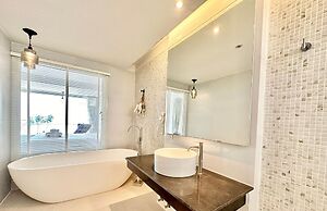 Combo Beach Hotel Samui