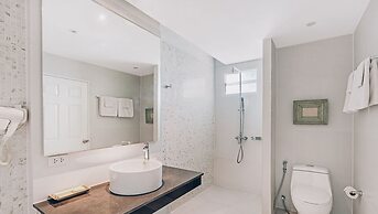 Combo Beach Hotel Samui