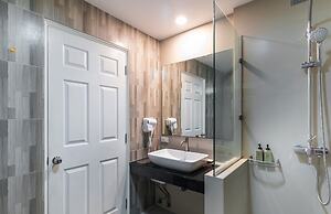 Combo Beach Hotel Samui