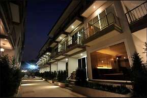 Combo Beach Hotel Samui