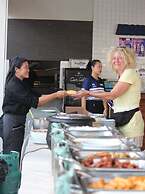 Combo Beach Hotel Samui