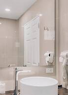 Combo Beach Hotel Samui