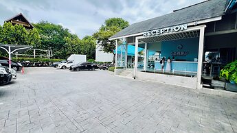 Combo Beach Hotel Samui