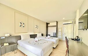 Combo Beach Hotel Samui