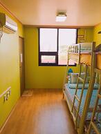 Yeosuro Guesthouse - Hostel