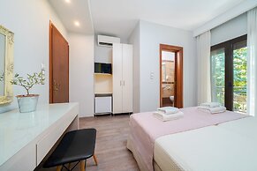 Kamelia & Semeli Hotel