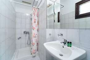 Kamelia & Semeli Hotel