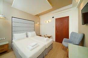 Kamelia & Semeli Hotel