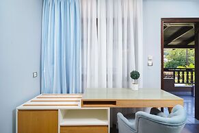 Kamelia & Semeli Hotel