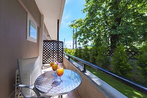 Kamelia & Semeli Hotel