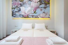 Kamelia & Semeli Hotel