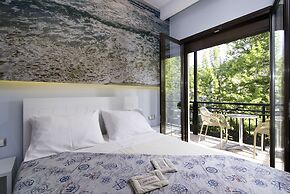 Kamelia & Semeli Hotel