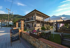 Kamelia & Semeli Hotel