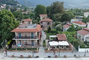 Kamelia & Semeli Hotel