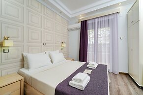 Kamelia & Semeli Hotel