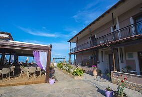 Kamelia & Semeli Hotel