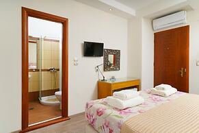 Kamelia & Semeli Hotel