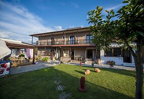 Kamelia & Semeli Hotel