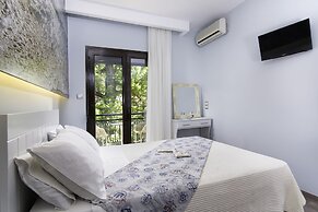 Kamelia & Semeli Hotel