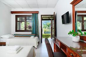 Kamelia & Semeli Hotel