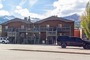 Breckenridge Alpine 203 Condo close to lift by RedAwning