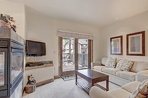 The Perfect Condo in West Village, Big Deck and next to the lift - CA1