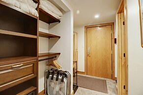 CM337H Copper Mtn Inn 1Br 1Ba Hotel Room