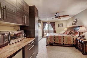 CM417H Copper Mtn Inn Studio Bedroom 1Bathroom Hotel Room