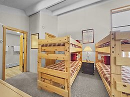 Peregrine Lodge-Remodeled Kitchen-Steps to Super Bee Lift - PG309 by R