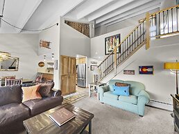 Peregrine Lodge-Remodeled Kitchen-Steps to Super Bee Lift - PG309 by R