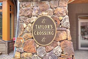 Taylors Crossing In The Heart Of Copper Center Village - Short Walk to